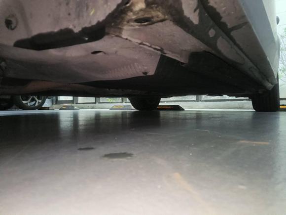 [武汉·鄂A] 二手奥迪奥迪A4L2013款 35 TFSI 自动标准型