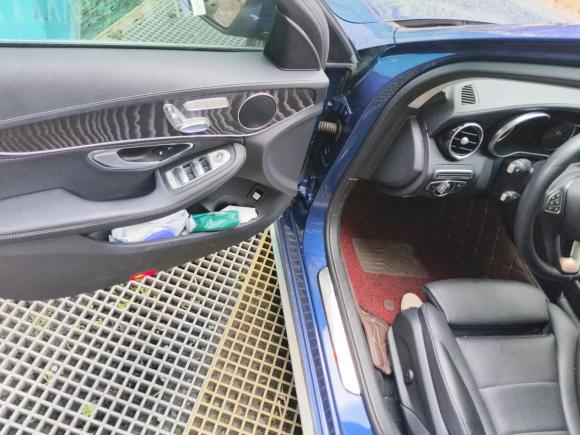 [青岛·鲁B] 二手奔驰奔驰C级2015款 改款 C 200 L 运动型