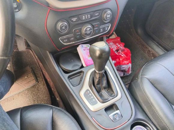 [义乌·浙G] 二手Jeep自由光2016款 2.4L 领先智能版