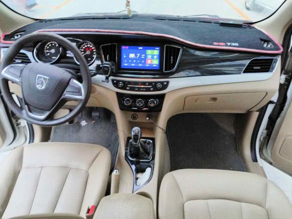 [广州·粤R] 二手宝骏宝骏7302016款 1.5L 手动舒适型 7座 国V