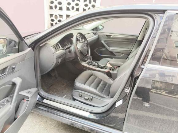 [上海·沪F] 二手大众帕萨特2017款 330TSI DSG尊荣版