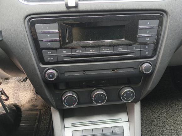 [成都·川G] 二手斯柯达明锐2015款 1.6L 手动逸杰版