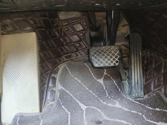 [西安·陕A] 二手斯柯达昊锐2009款 1.8TSI 自动贵雅版