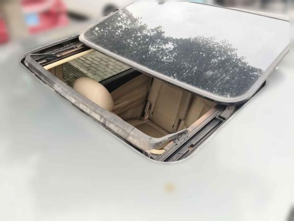 [苏州·沪C] 二手福特麦柯斯2008款 2.3L 7座豪华型