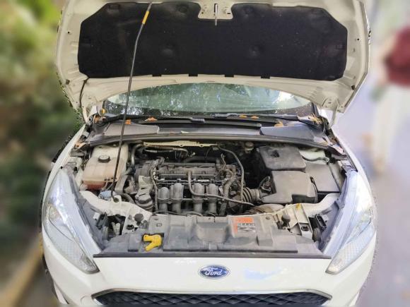 [无锡·苏B] 二手福特福克斯2017款 两厢 1.6L 手动舒适型智行版