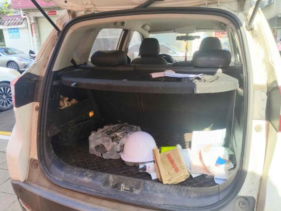 [深圳·鄂E] 二手长安长安CS152016款 1.5L 手动时尚版