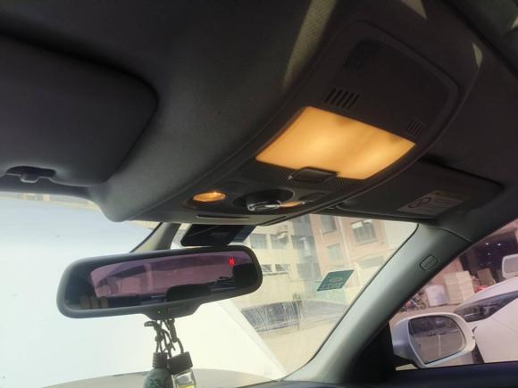 [义乌·浙G] 二手奥迪奥迪A4L2016款 35 TFSI 典藏版 自动标准型