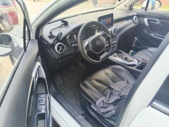 [苏州·苏E] 二手北京汽车北京EU52020款 经典款 R500 智风版