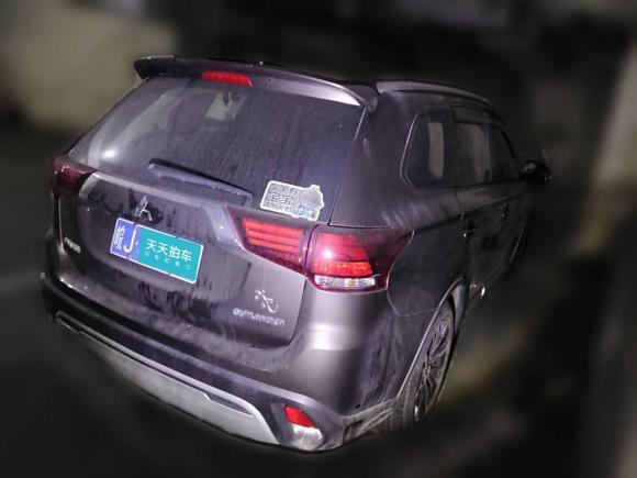 [上海·皖J] 二手三菱欧蓝德2019款 2.0L 两驱畅享版 5座 国V