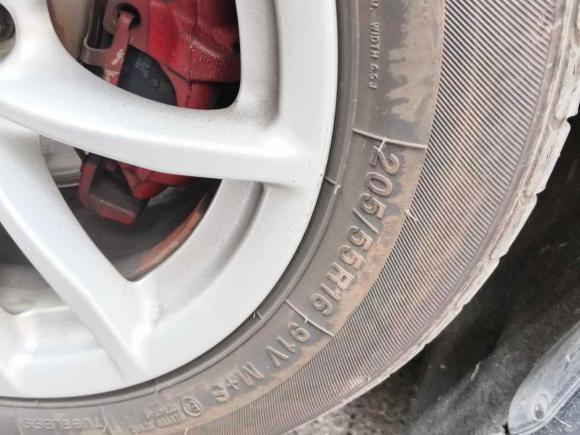 [成都·川A] 二手宝马宝马1系2015款 118i 领先型