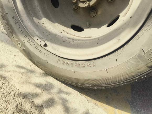 [西安·陕U] 二手长安跨越跨越者D52021款 2.0L CNG舒适版单排栏板双后轮3700mm货箱LJ481QS6