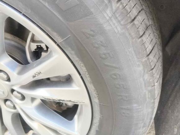 [上海·沪E] 二手凯迪拉克凯迪拉克XT52021款 2.0T 两驱豪华型