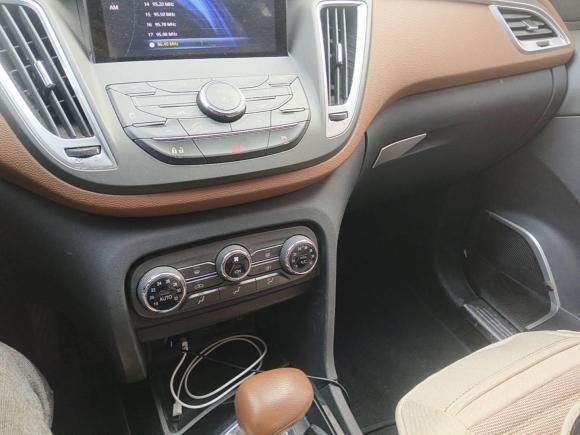 [青岛·鲁B] 二手东南东南DX72015款 1.5T 自动豪华型