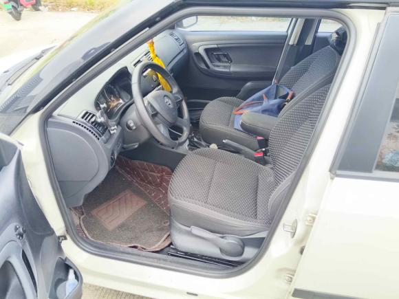 [常州·苏D] 二手斯柯达晶锐2014款 1.6L 自动Sport版