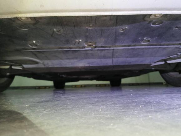 [杭州·浙A] 二手奥迪奥迪A4L2017款 40 TFSI 时尚型