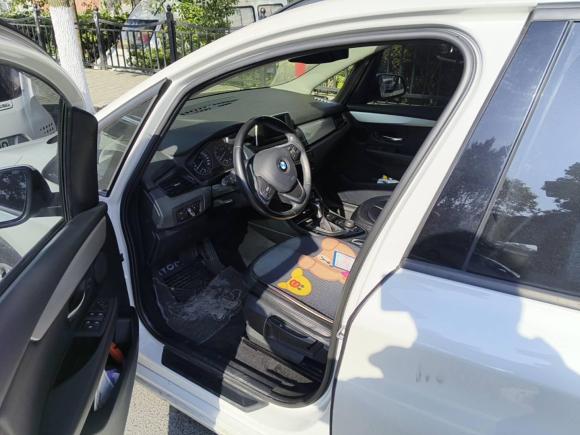 [上海·沪N] 二手宝马宝马2系多功能旅行车2015款 218i 领先型