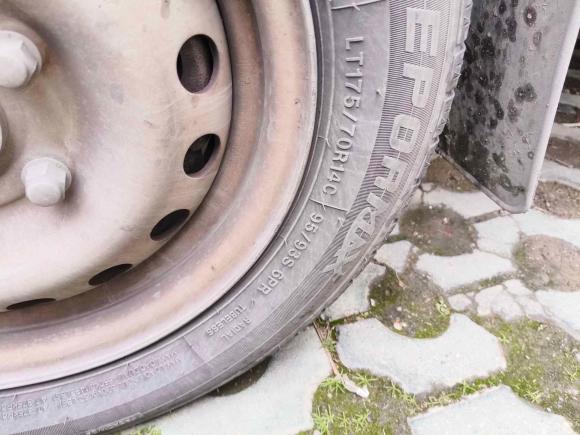 [武汉·鄂A] 二手远程远程E52022款 E5L 纯电动厢式运输车国轩39.9kWh