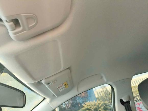 [上海·沪A] 二手威马汽车威马E.52021款 500 即客行