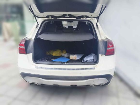 [成都·川S] 二手奔驰奔驰GLA2017款 GLA 200 时尚型