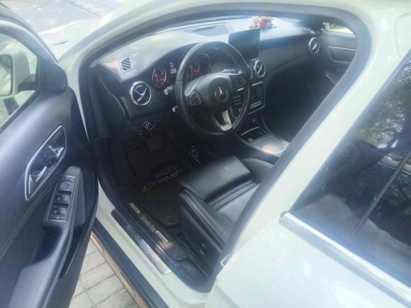 [苏州·苏E] 二手奔驰奔驰GLA2018款 GLA 200 动感型