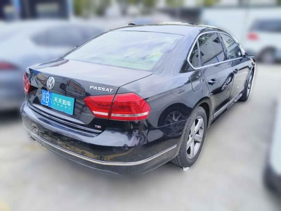 [上海·皖B] 二手大众帕萨特2013款 1.8TSI DSG御尊版