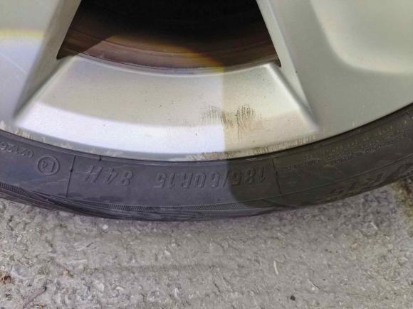 [上海·皖D] 二手大众桑塔纳2015款 1.6L 自动舒适版