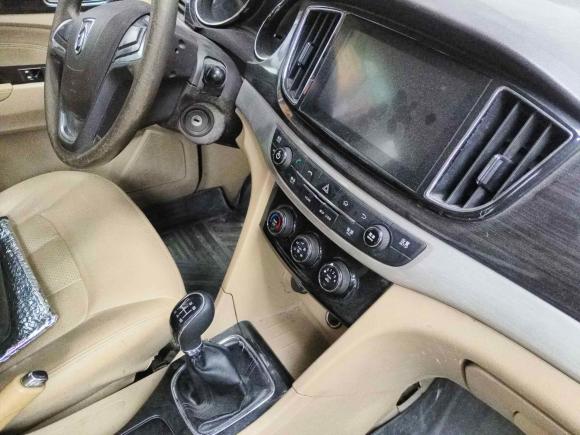 [佛山·粤E] 二手宝骏宝骏7302016款 1.5L 手动舒适型 7座 国V