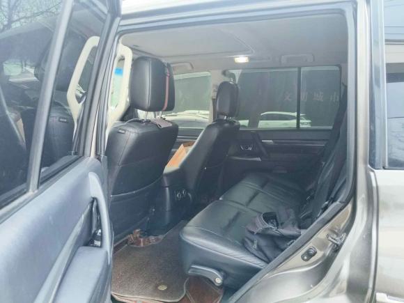 [武汉·鄂S] 二手三菱帕杰罗2011款 3.0L 豪华版