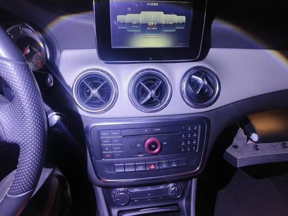 [深圳·粤L] 二手奔驰奔驰GLA2016款 GLA 200 时尚型