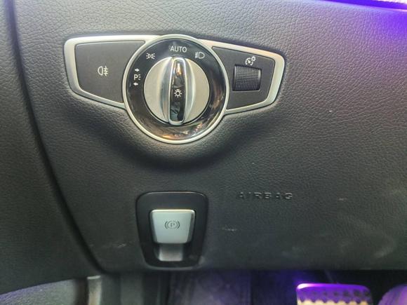 [苏州·苏E] 二手奔驰奔驰E级2020款 E 260 4MATIC 轿跑车