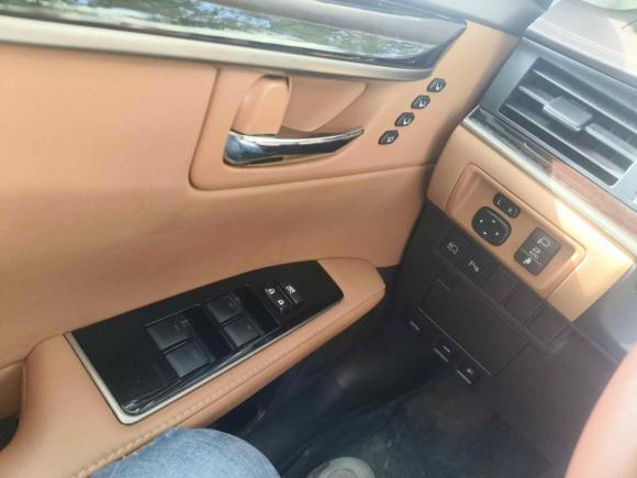 [苏州·苏E] 二手雷克萨斯雷克萨斯ES2015款 300h 豪华版