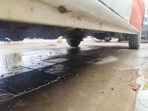 [西安·陕U] 二手长安凯程长安睿行M802018款 1.5L基本型CNG厢货平顶背掀门4G15S