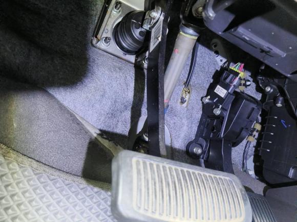 [深圳·粤B] 二手现代悦动2011款 1.6L 自动舒适型