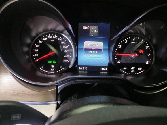 [上海·沪G] 二手奔驰奔驰V级2021款 V 260 尊贵版