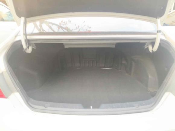 [青岛·鲁B] 二手现代索纳塔2013款 2.0L 自动时尚版