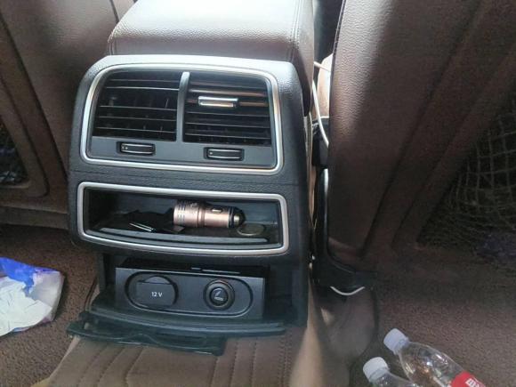 [深圳·粤B] 二手奥迪奥迪A6L2018款 30周年年型 35 TFSI 时尚型