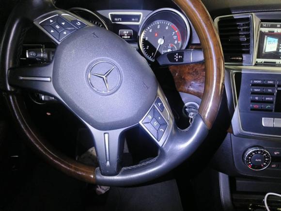 [上海·闽A] 二手奔驰奔驰M级2015款 ML 400 4MATIC豪华型