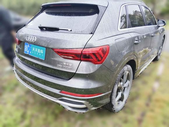 [温州·浙C] 二手奥迪奥迪Q32021款 35 TFSI 时尚动感型