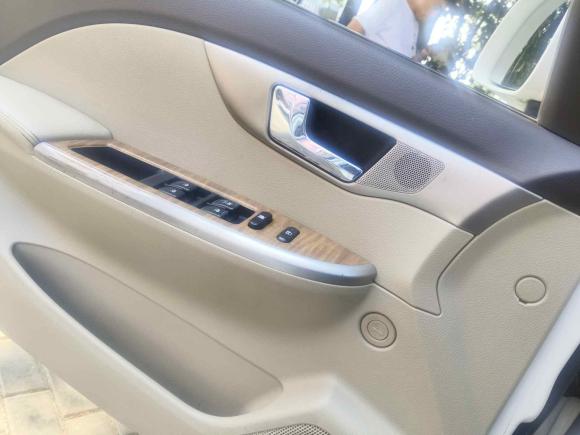 [苏州·苏N] 二手别克凯越2015款 1.5L 自动经典型