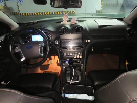 [青岛·鲁U] 二手福特蒙迪欧-致胜2011款 2.0L GTDi200豪华型