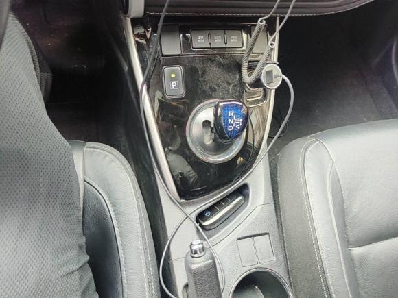 [杭州·浙A] 二手丰田卡罗拉2017款 改款双擎 1.8L E-CVT精英版