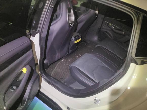 [武汉·鄂A] 二手小米汽车小米SU72024款 后驱长续航智驾版