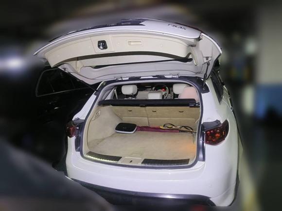 [深圳·粤B] 二手英菲尼迪英菲尼迪FX2010款 FX35 标准版