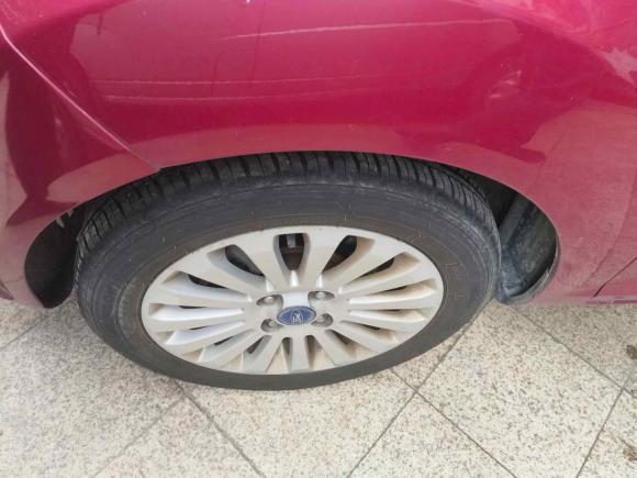 [南京·苏A] 二手福特嘉年华2011款 两厢 1.5L 自动时尚型