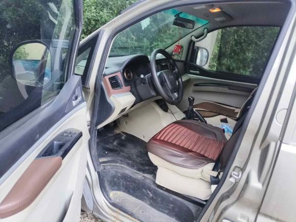 [青岛·鲁B] 二手东风风行菱智2019款 M5L 1.6L 7座特供型 国VI