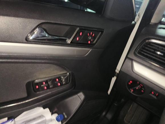 [南通·苏E] 二手大众朗行2015款 1.6L 自动风尚版