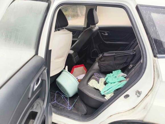 [芜湖·吉E] 二手奔腾奔腾X402018款 网红版 1.6L 手动舒适型