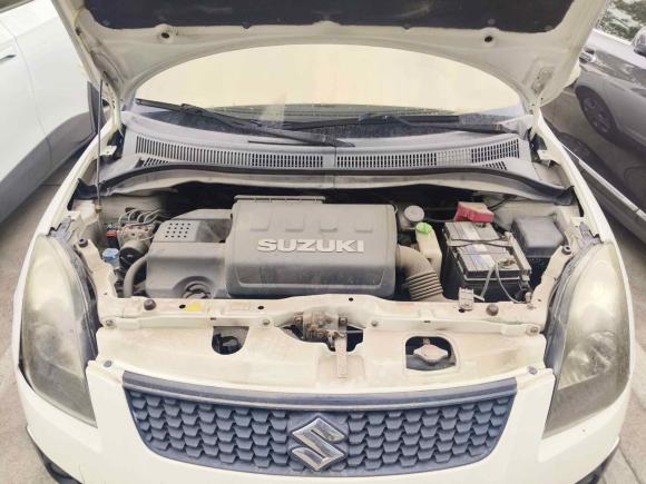 [南通·苏F] 二手铃木雨燕2013款 1.5L 手动标准版