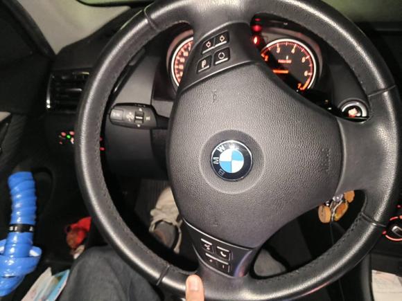 [上海·沪A] 二手宝马宝马X12013款 sDrive18i 时尚型