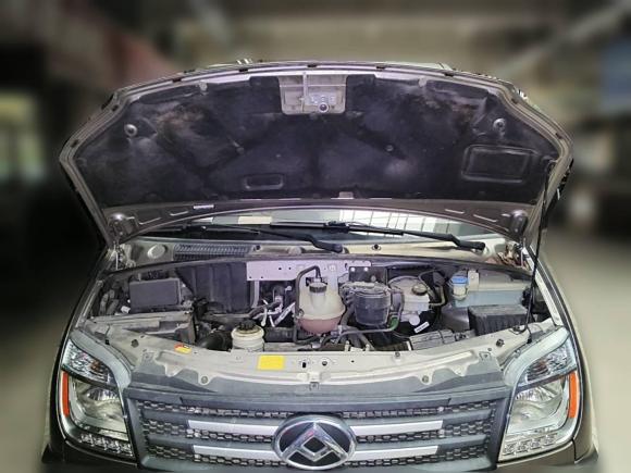 [芜湖·皖B] 二手上汽大通MAXUS新途V802021款 2.0T 手动经典傲运通长轴中顶6/7/8/9座